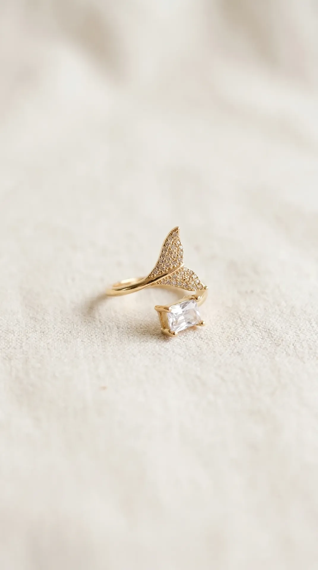 Aurora Edge Ring