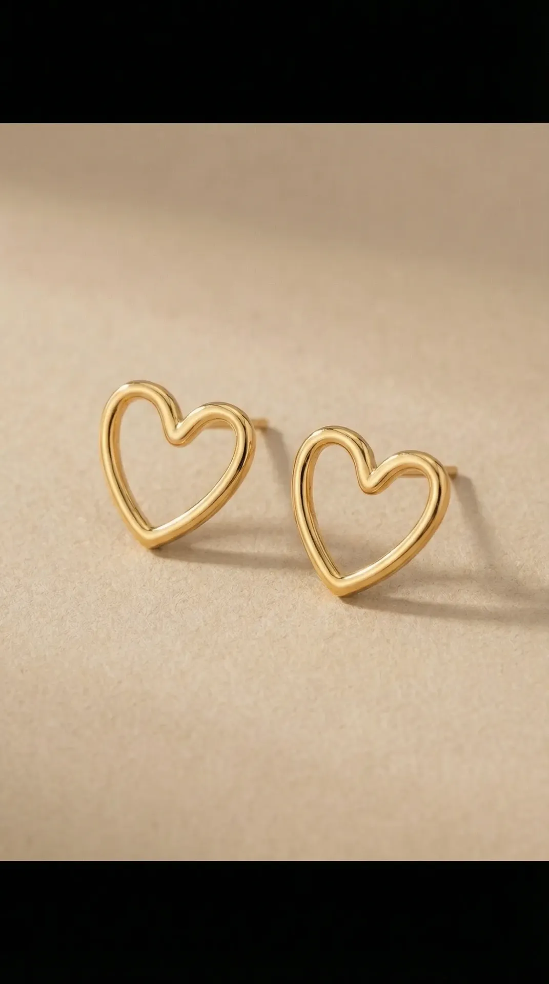 LOVLINE Studs
