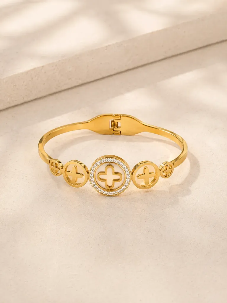 Amora Clover Bracelet