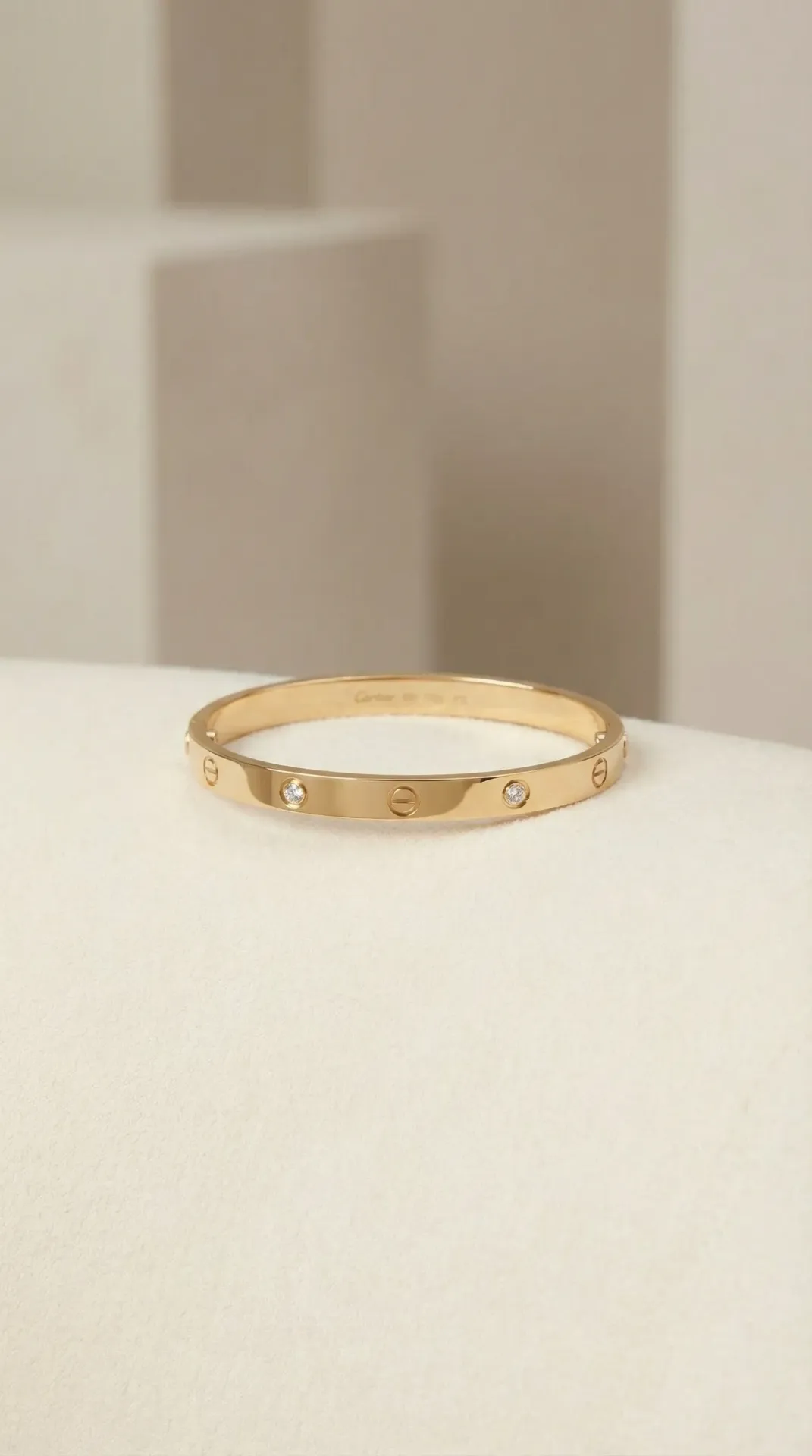 Luxe stud kada